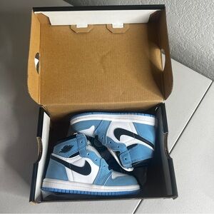 Air Jordan 1 Retro High University Blue Athletic Shoes Sz 7C Toddler AQ2665-134